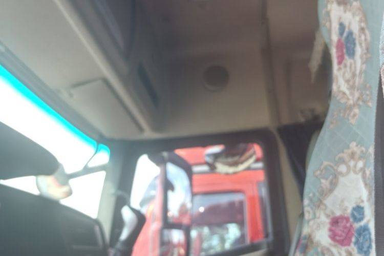 二手欧曼重卡(原福田欧曼) 360马力 载货车