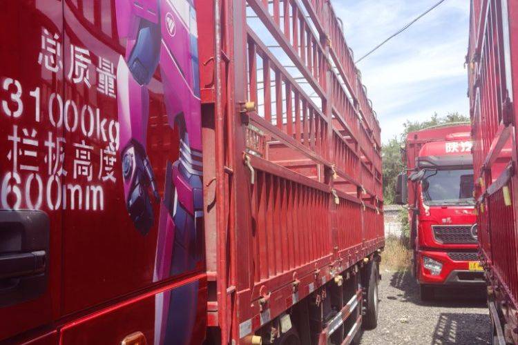 二手欧曼重卡(原福田欧曼) 360马力 载货车