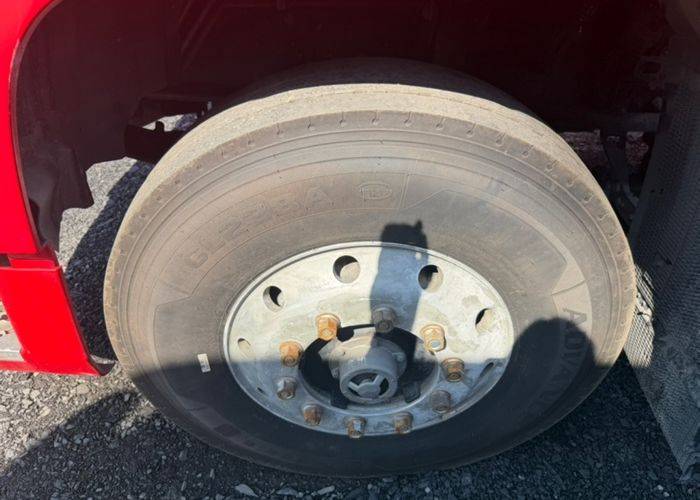 二手东风商用车 560马力 载货车