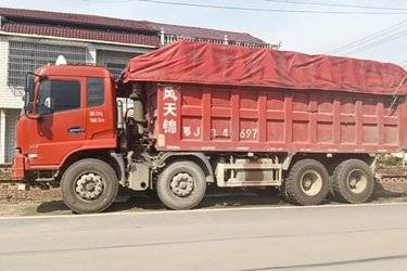 二手东风商用车 天锦重卡 310马力 8X4 6.8米自卸车(国五) 前四后八 玉柴二手自卸车 黄牌图片
