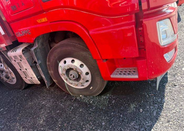 二手东风商用车 560马力 载货车