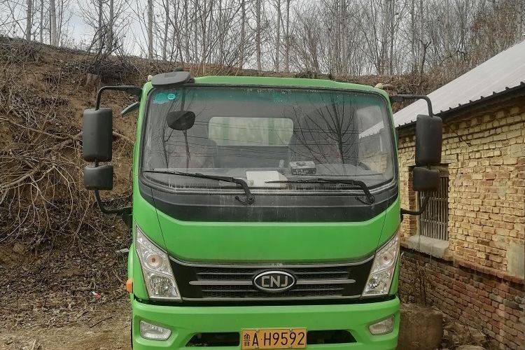 二手南骏汽车 200马力 自卸车