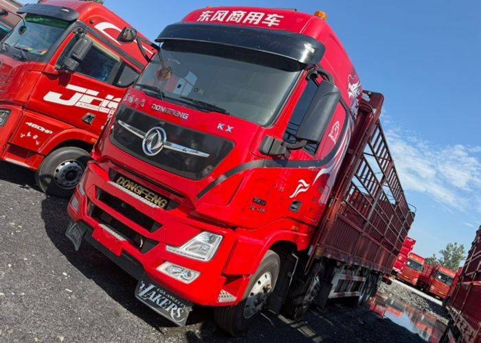 二手东风商用车 560马力 载货车