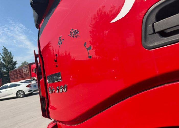 二手东风商用车 560马力 载货车