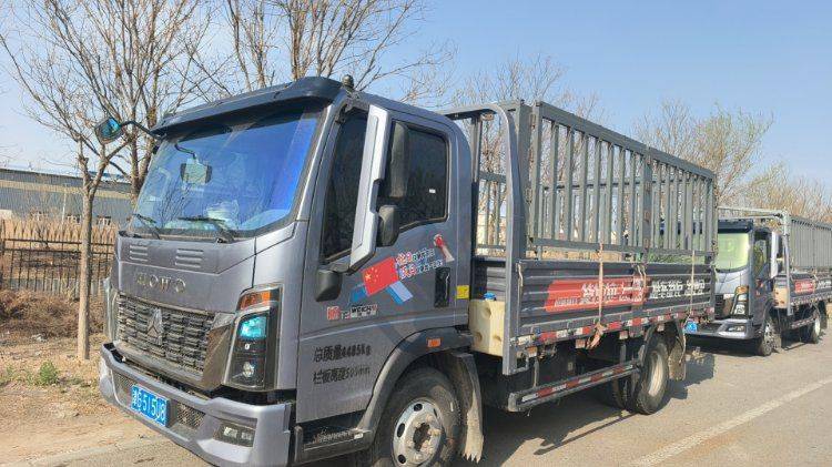 二手重汽HOWO轻卡 140马力 载货车