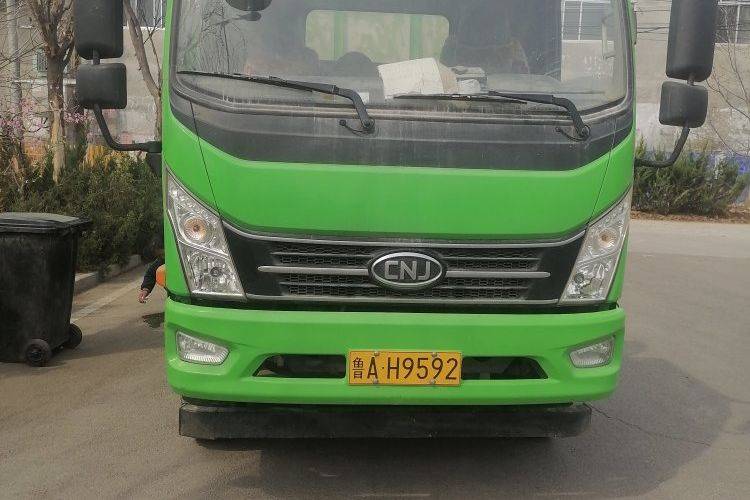 二手南骏汽车 200马力 自卸车