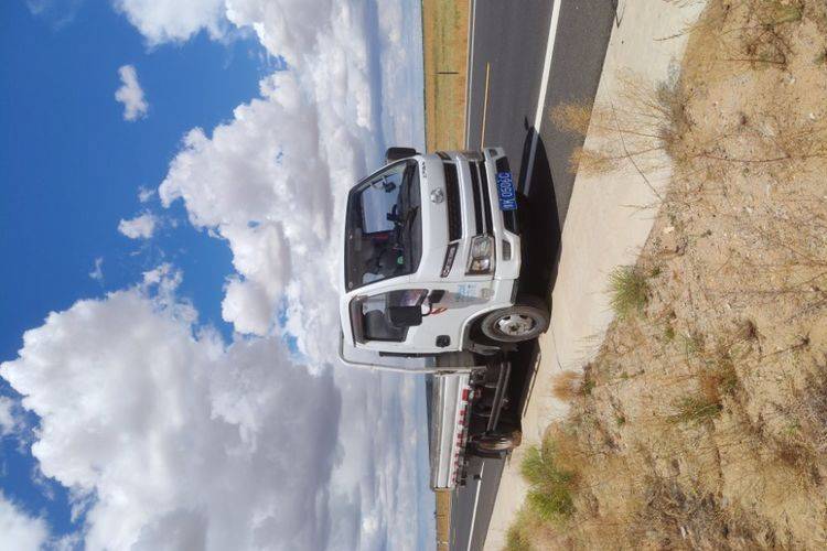 二手上汽轻卡(原上汽跃进) 95马力 载货车