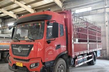 二手东风商用车 天锦KR 230马力 4X2 6.8米仓栅式载货车(国六) 单桥 东风康明斯二手载货车 黄牌图片