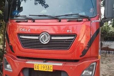 二手东风商用车 新天龙KL重卡 2019款 465马力 6X4牵引车(国五) 双驱 雷诺二手牵引车 黄牌