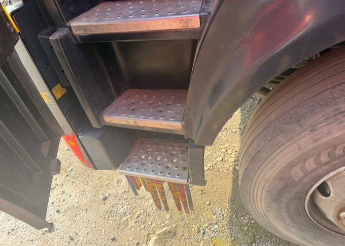 二手东风商用车 465马力 载货车