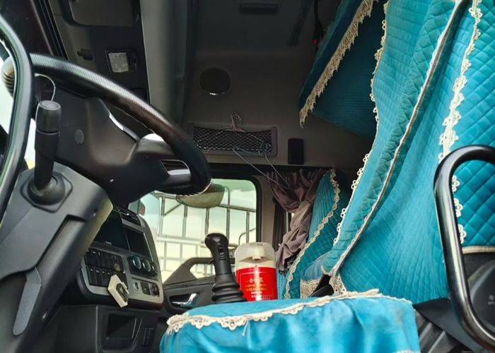 二手东风商用车 465马力 载货车