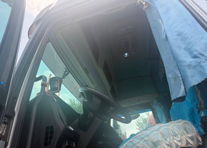 二手一汽解放 460马力 载货车