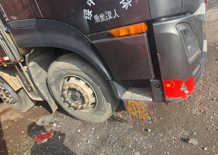 二手东风商用车 465马力 载货车