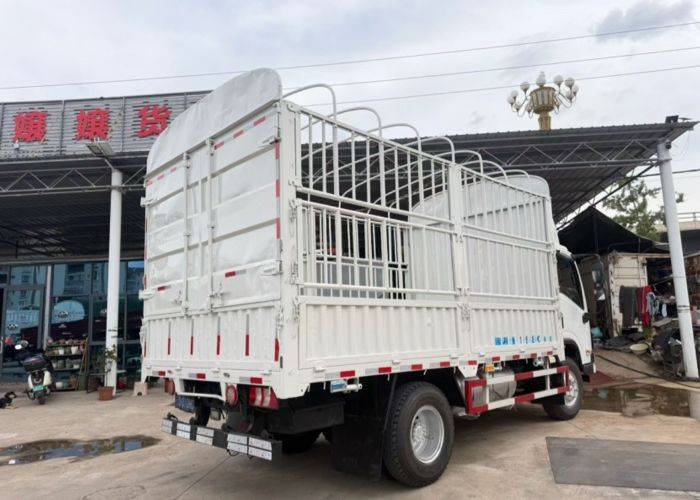 江淮威铃 160马力 载货车