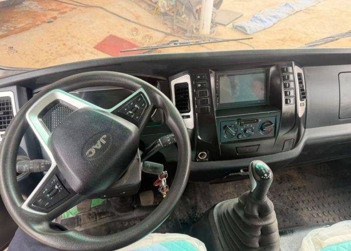 江淮威铃 160马力 载货车