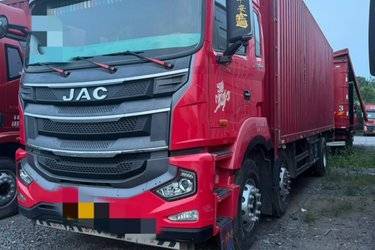 二手江淮 格尔发K5X重卡 270马力 6X2 7.8米厢式载货车(国五) 前四后四 潍柴二手载货车 黄牌图片
