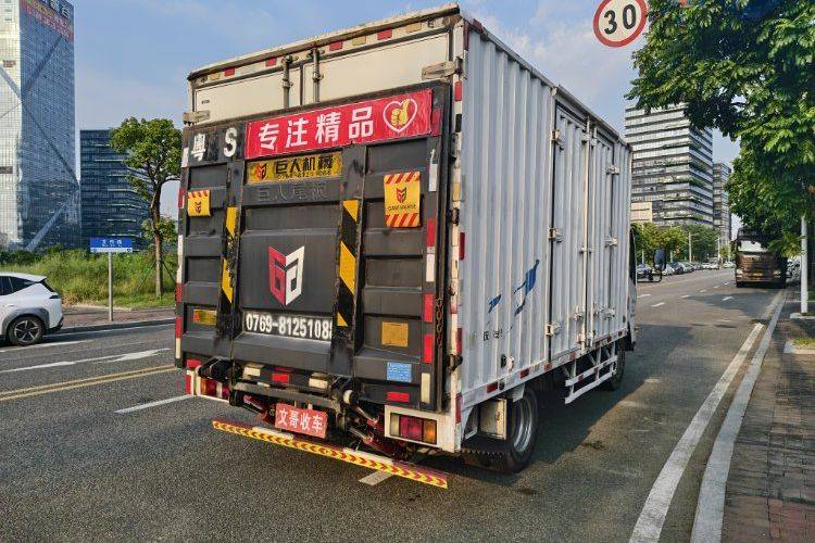 二手庆铃五十铃 115马力 载货车