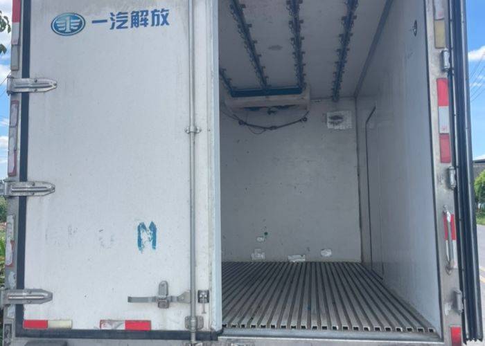 二手一汽解放轻卡 160马力 专用车