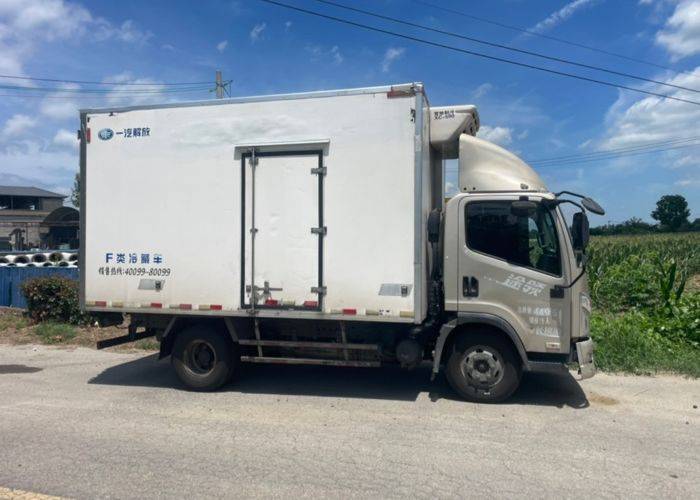 二手一汽解放轻卡 160马力 专用车