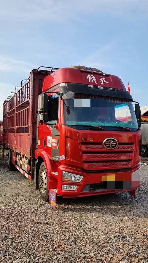 一汽解放 240马力 载货车