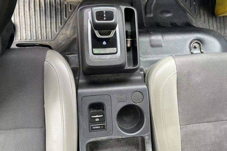 二手重汽HOWO轻卡 170马力 载货车
