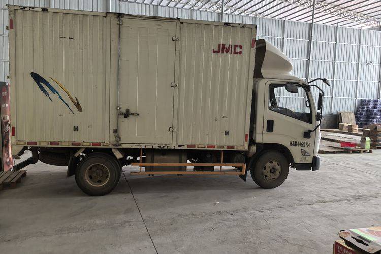 二手江铃汽车 152马力 载货车