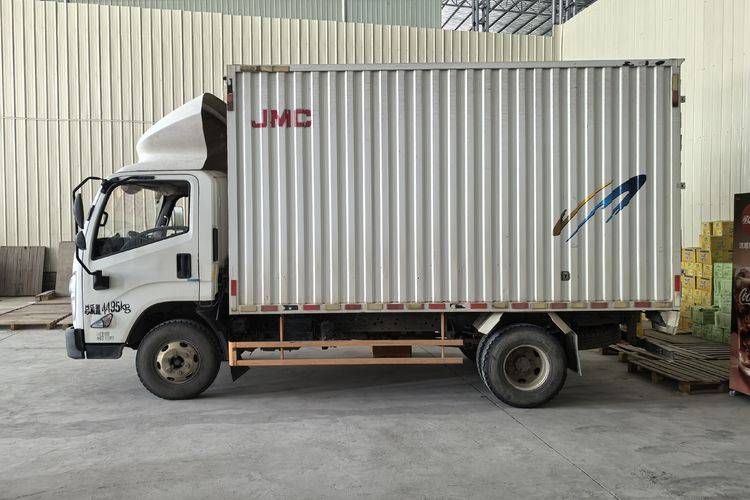 二手江铃汽车 152马力 载货车