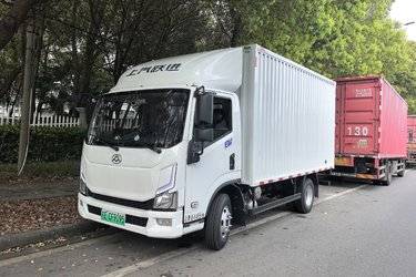 二手大通大拿V1 2024款 3座纯电动长轴低顶封闭货车 51kWh  二手电动卡车电动封闭厢货图片