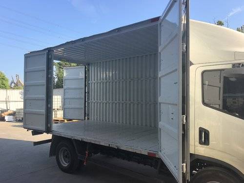 上汽大通 100.7Wh 电动卡车