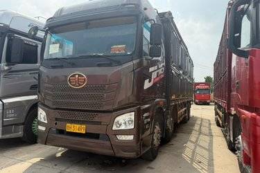 二手畜禽运输车 青岛解放 解放JH6