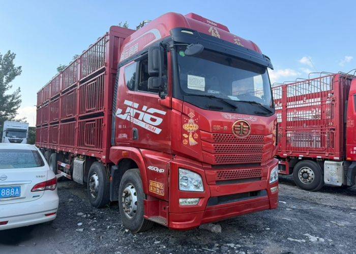 二手青岛解放 460马力 专用车
