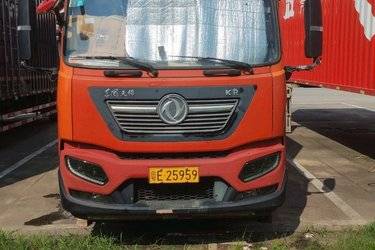 二手东风商用车 天锦KR重卡 220马力 4X2 9.8米翼开启厢式载货车(国五) 单桥 东风康明斯二手载货车 黄牌图片