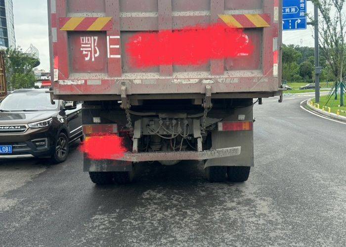 东风商用车 260马力 自卸车