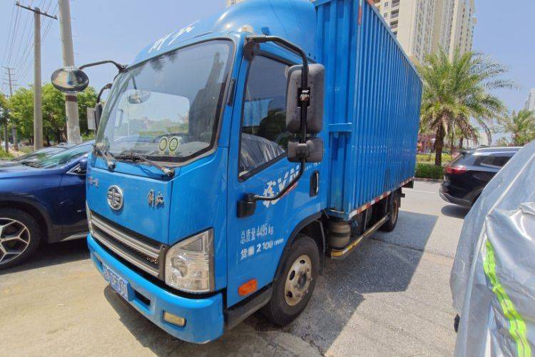 二手一汽解放轻卡 130马力 载货车