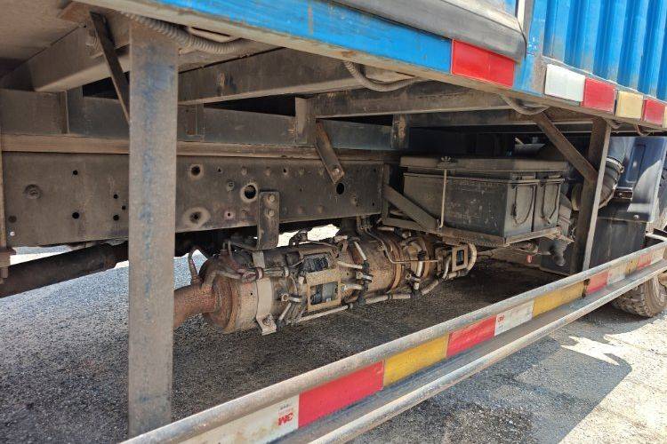 二手一汽解放轻卡 130马力 载货车
