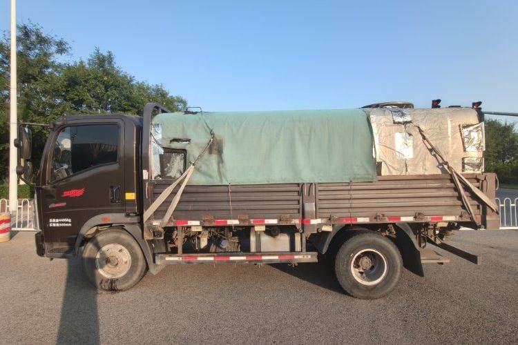 二手重汽HOWO轻卡 116马力 载货车