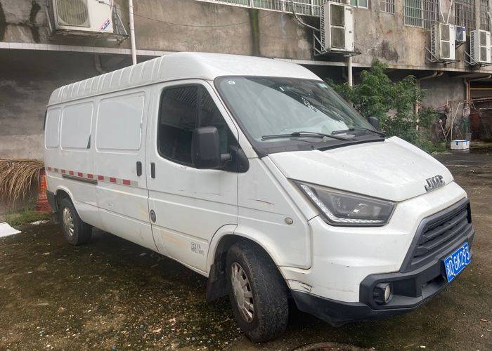 二手江铃汽车 116马力 封闭货车
