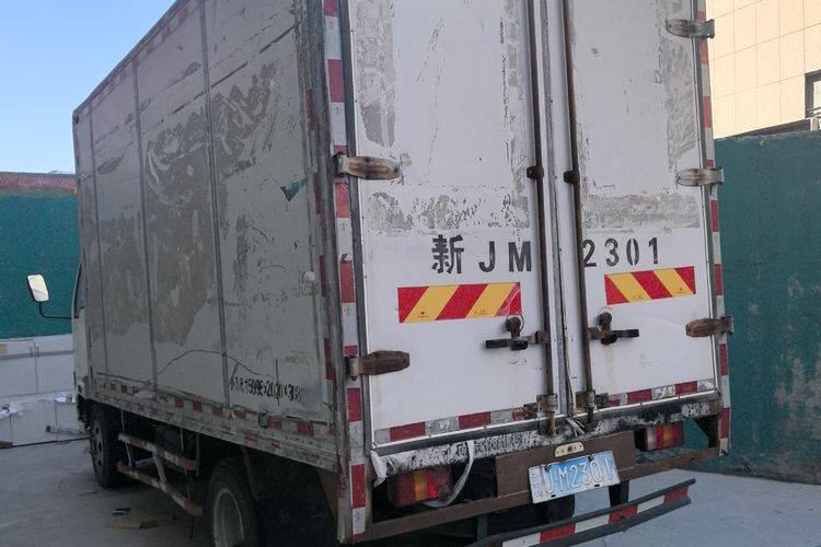 上汽轻卡(原上汽跃进) 148马力 载货车