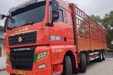 二手中国重汽 汕德卡SITRAK C7H重卡 540马力 8X4载货车底盘(国五) 前四后八 曼二手载货车 黄牌