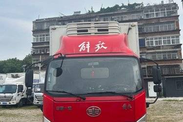 二手冷藏车 湖北程力(程力威牌) 一汽解放底盘 160 4.15 4X2图片