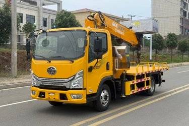 二手高空作业车 一汽解放轻卡 虎VR 150 6 4X2图片