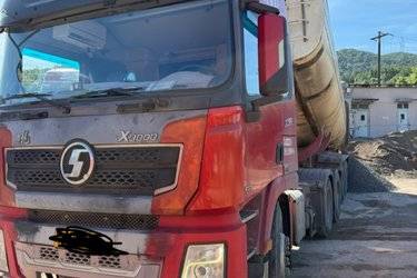 二手陕汽重卡 德龙X3000 钜惠版 460马力 6X4牵引车(国五) 双驱 潍柴二手牵引车 黄牌图片