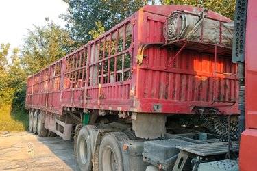 二手青岛解放 JH6重卡 卓越版 460马力 6X4牵引车(国五) 双驱 锡柴二手牵引车 黄牌图片
