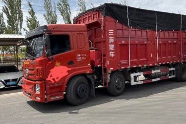 二手三环十通 昊龙中卡 240马力 6X2 7.6米自卸车(国五) 前四后四 玉柴二手自卸车 黄牌图片