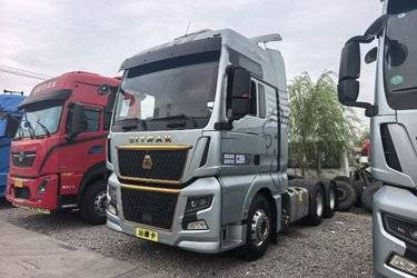 二手中国重汽 汕德卡SITRAK C9H重卡 570马力 6X4 AMT自动挡牵引车(国六)(带液缓)(国六) 双驱 潍柴二手牵引车 黄牌