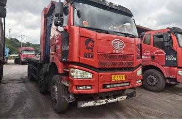 二手一汽解放 J6P重卡 350马力 6X4 6.2米自卸车(国四) 后八轮 一汽二手自卸车 黄牌图片