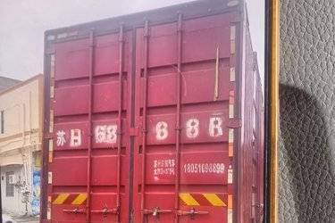 二手东风柳汽 乘龙H5中卡 230马力 4X2 6.8米厢式载货车(国六) 单桥 康明斯二手载货车 黄牌