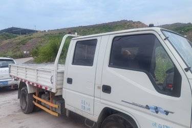 二手江铃 经典顺达 108马力 3.4米双排栏板轻卡(国四) 单桥 江铃二手载货车 蓝牌图片