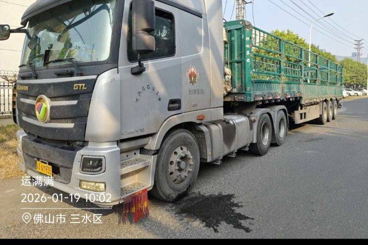 二手欧曼重卡(原福田欧曼) 470马力 牵引车