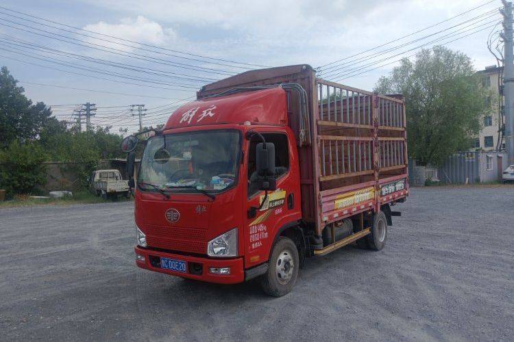 二手一汽解放轻卡 140马力 载货车